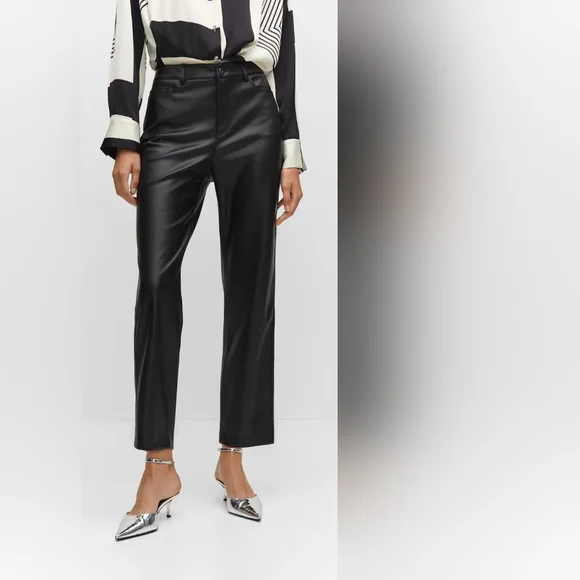 🔥Last 2🔥MANGO Faux leather pants - Picture 8 of 13